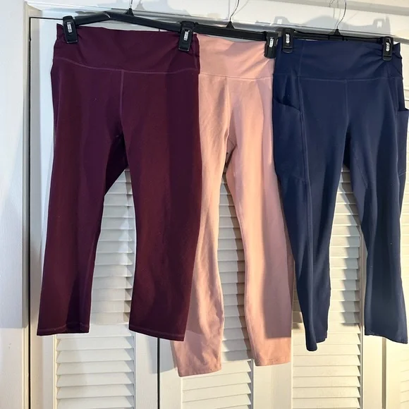 Bundle of 3 Fabletics Leggings - Picture 2 of 6